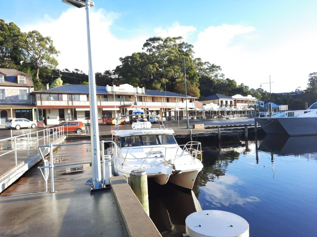 A Bird'S Eye View Strahan Exterior photo